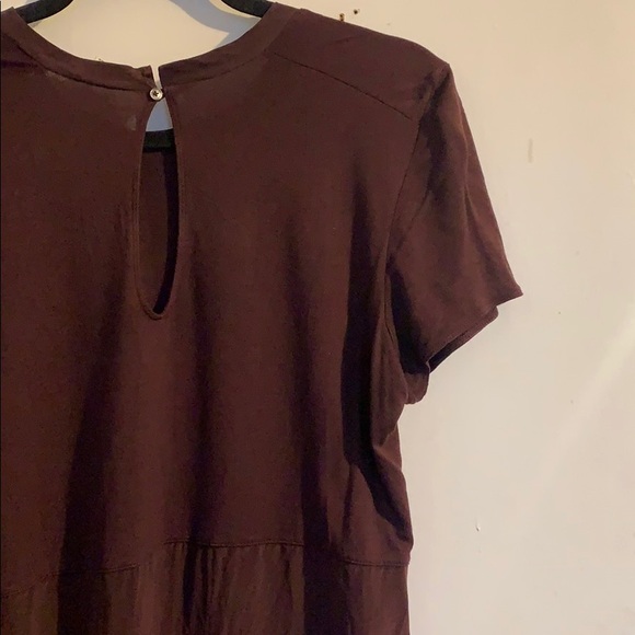 Size Small Wilfred Burgundy Silk Tee - Picture 5 of 6